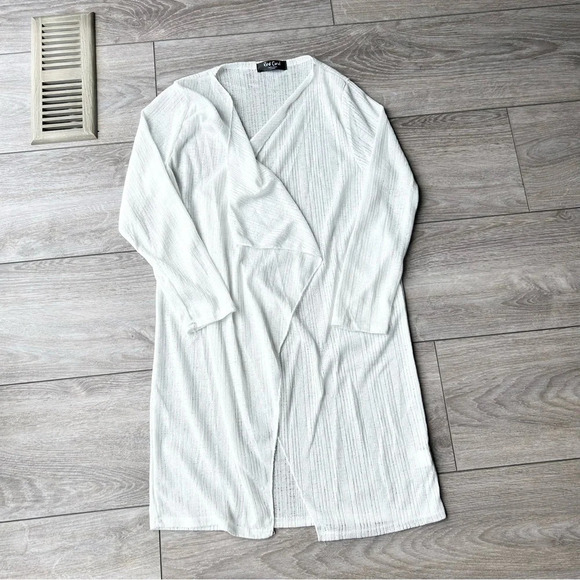 Red Coral White Lightweight  Knit Cardigan - Picture 4 of 16